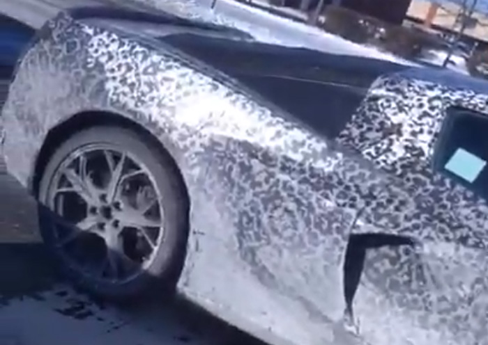 [VIDEO] Quick 4-Second Glimpse of the C8 Mid-Engine Corvette in Detroit