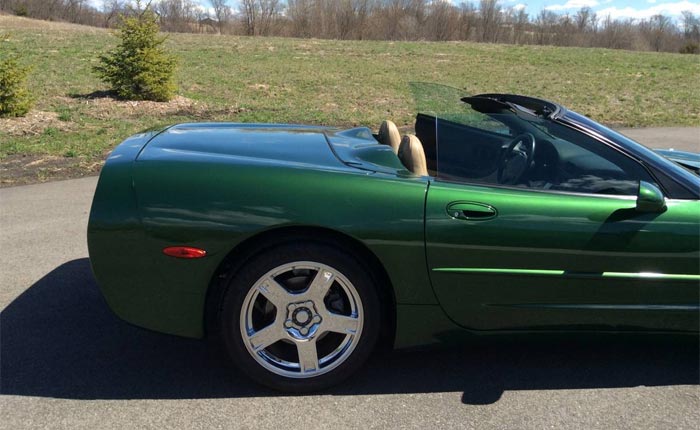 Corvettes on Craigslist: 1998 Fairway Green C5 Convertible with a Power Hard Top