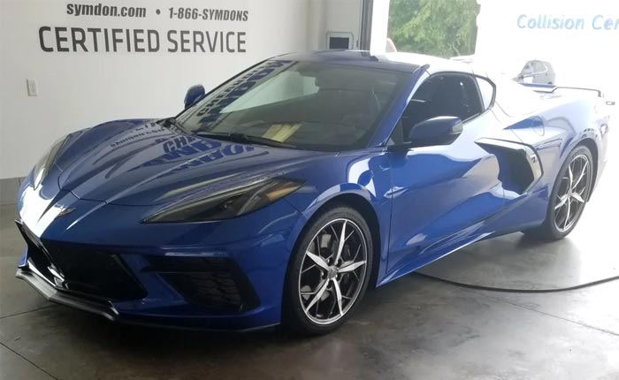 C8 Corvette Owner Annoyed Over Glovebox Issue