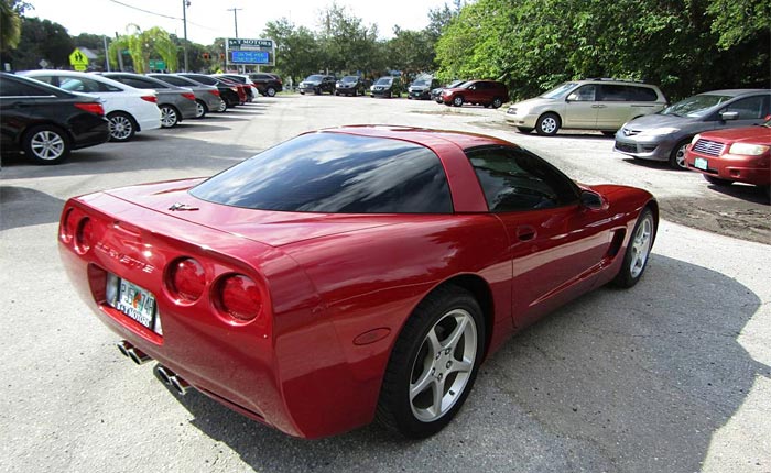 Corvettes on Craigslist: 2004 Corvette Coupe in Magnetic Red II