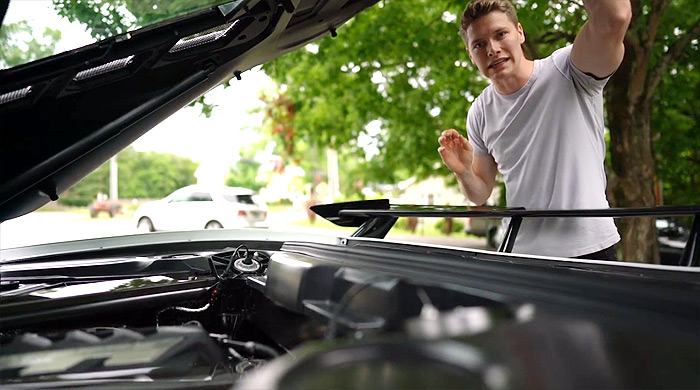 [VIDEO] IndyCar Racer Josef Newgarden Takes His 2020 Corvette for a Cruise