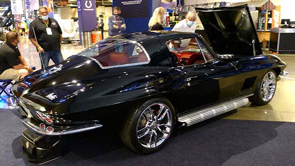 Bloomington Gold Judges Restomod Corvettes