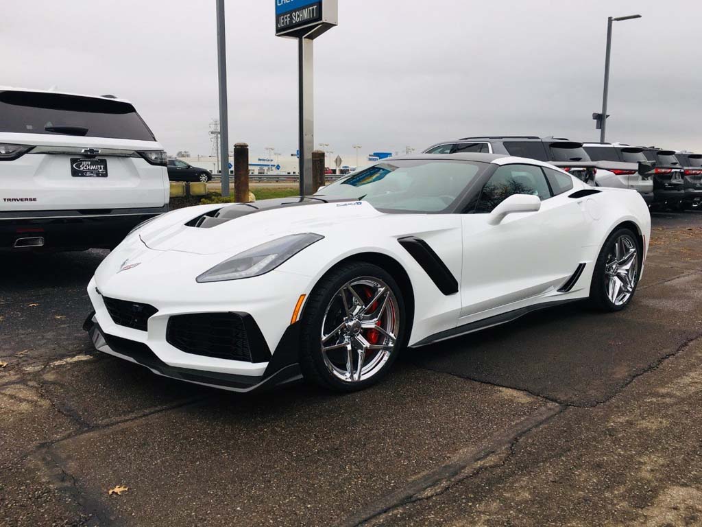 Chevy Salesperson Goes to New Heights to Deliver Two C8 Corvettes