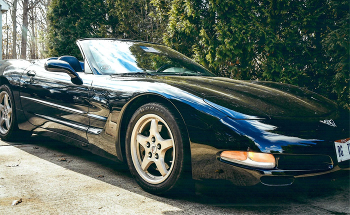 Couple Donates their 2003 Corvette Convertible to the National Corvette Museum