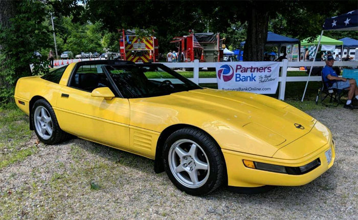 Corvettes on Craigslist: 1992 Corvette in Rare Yellow