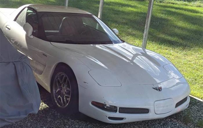 Corvettes for Sale: 2001 Corvette Z06 in Rare Speedway White Offered on Craigslist