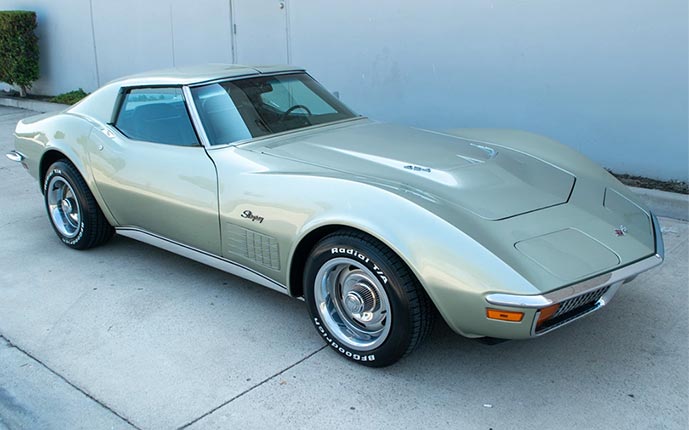 Corvettes for Sale: 1972 Corvette 454 Offered in Rare Pewter Silver Exterior