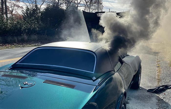 [ACCIDENT] Fire Department Rushes to Save a Burning 1973 Corvette