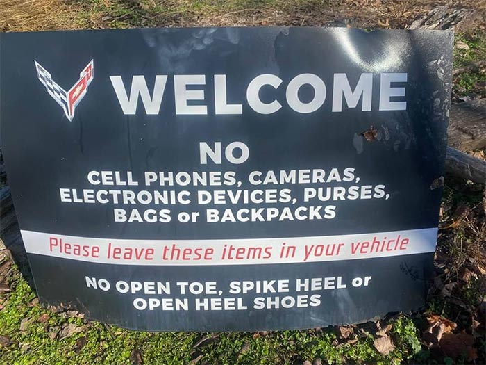 [PIC] Sign for Corvette Assembly Plant Tours Found 30 Miles Away