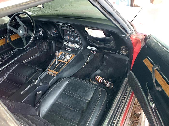 Corvettes for Sale: One-Owner 1976 Corvette with 46K Original Miles