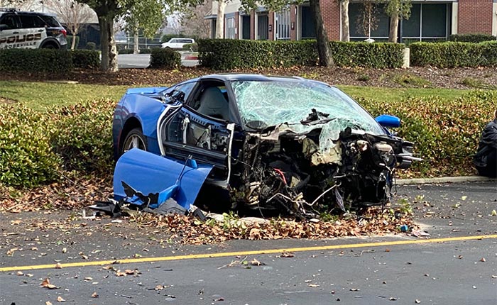 [ACCIDENT] C7 Corvette is Split in Two After High-Speed Crash in California