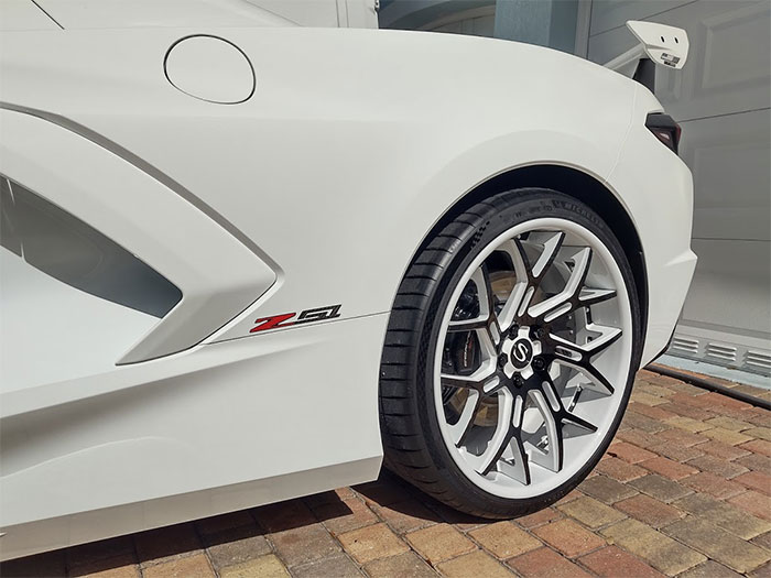 [PICS] This Arctic White 2020 Corvette Makes A Bold Statement with Savini Wheels