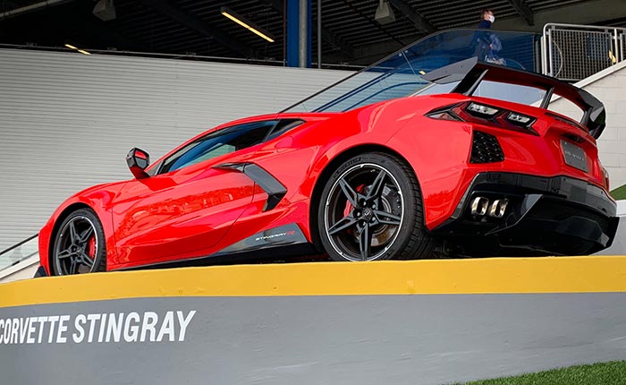 [PICS] Stingray R Package Shown on a 2021 Corvette at Daytona International Speedway