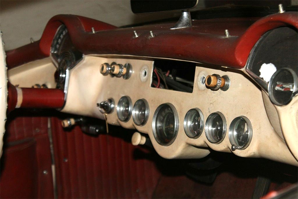 Corvettes on eBay: Unrestored 1954 Corvette Barn Find Was Parked for 51 Years