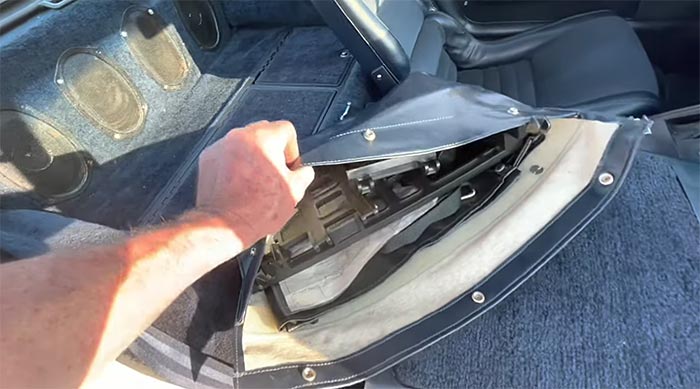 [VIDEO] This 1980 Corvette for Sale Has the Rare V54 Factory Roof Panel Carrier Option