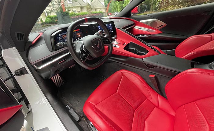 [PICS] 2020 Corvette Shows Off Its Patriotic Theme in Red, White, and Blue