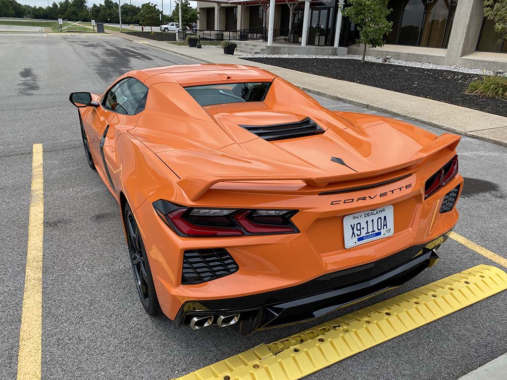 [GALLERY] More 2022 Corvette Photos in Amplify Orange from the Assembly