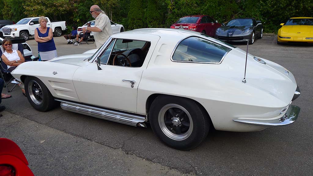 2021 Corvettes on Woodward