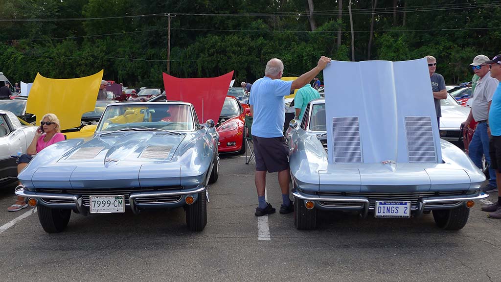 2021 Corvettes on Woodward
