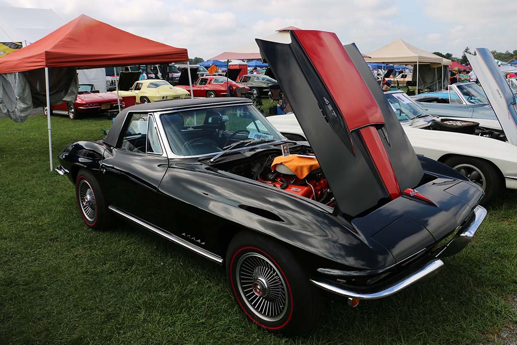 Midyear Monday - 2021 Corvettes at Carlisle Edition