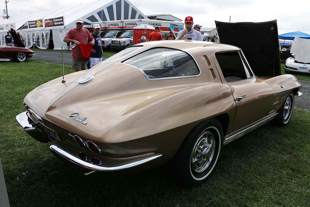 Midyear Monday - 2021 Corvettes at Carlisle Edition