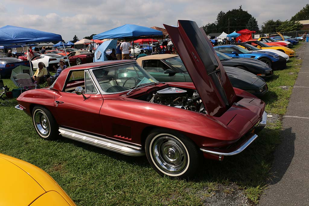 Midyear Monday - 2021 Corvettes at Carlisle Edition