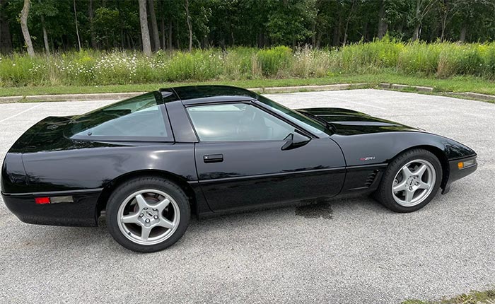 Corvettes for Sale: 11k-Mile 1995 Corvette ZR-1 on Bring a Trailer