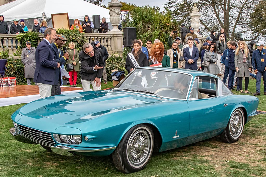 Corvettes Take Key Awards at the 2022 Audrain Newport Concours