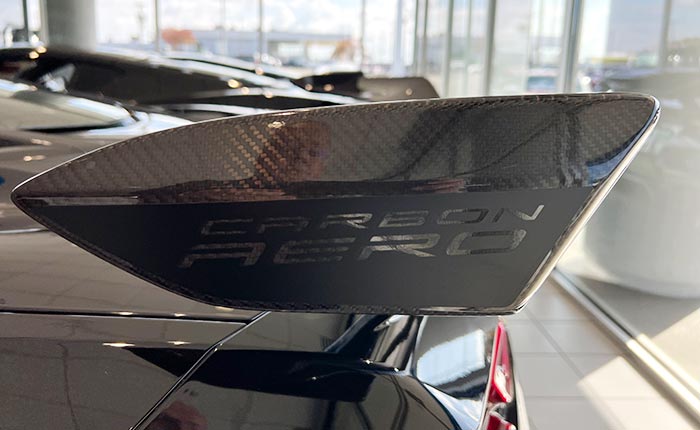 [PICS] Chevy Adds 'Carbon Aero' Stickers to the Z06's $10,495 Visible Carbon Fiber High Wing