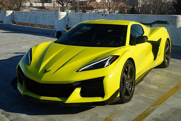 [VIDEO] The Stradman Receives a $283K Offer For His New 2023 Corvette Z06