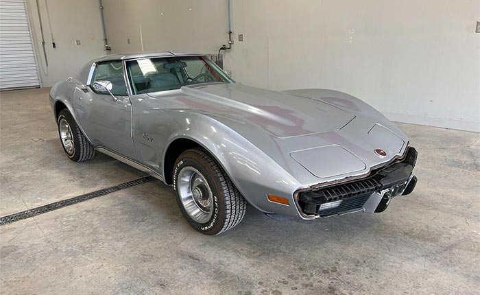 Corvettes for Sale: 1976 Corvette with 4-Speed Offered at No Reserve on eBay