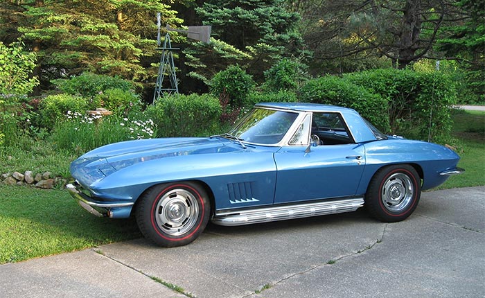 Corvettes for Sale: 1967 Corvette Convertible in Marina Blue