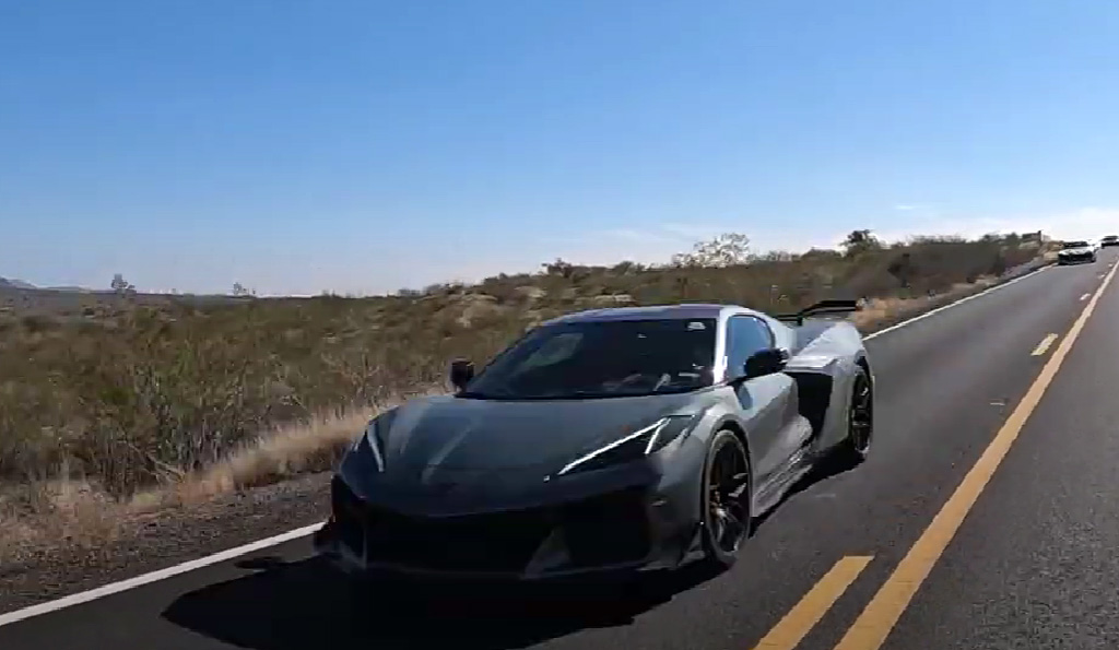 Z06/Z07 in Hypersonic Gray