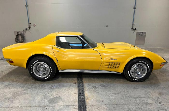 Corvettes for Sale: Matching Numbers 1972 Corvette with LS5
