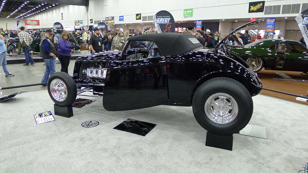 Corvettes and More at the 2022 Detroit Autorama