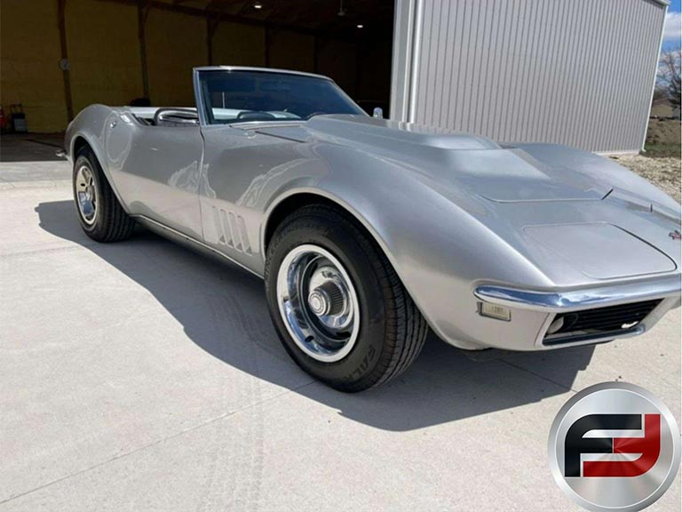 1968 CHEVROLET CORVETTE