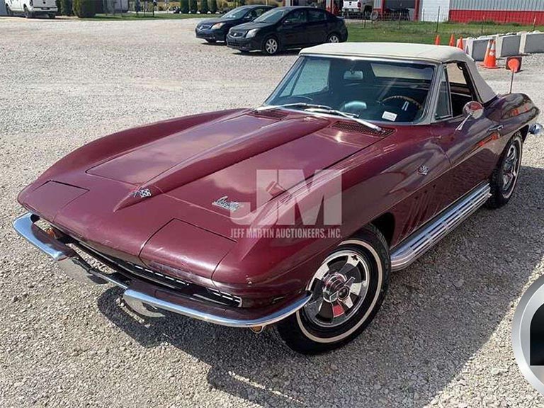 1965 CHEVROLET CORVETTE