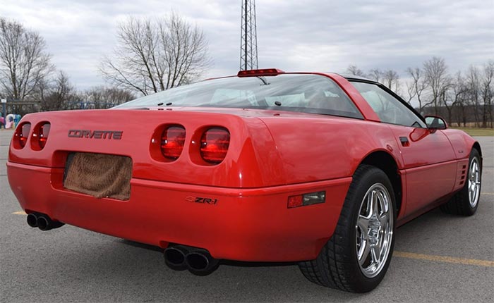 Corvettes for Sale: 17k-Mile 1991 Chevrolet Corvette ZR-1 on Bring a Trailer