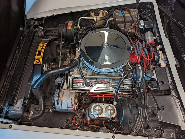 Corvettes for Sale: Modded 1981 Has Side Pipes and a 5-Speed Manual Transmission