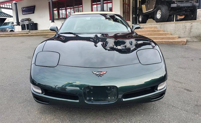 Corvettes for Sale: Rare Bowling Green Metallic 2000 Corvette Convertible with 6-Speed