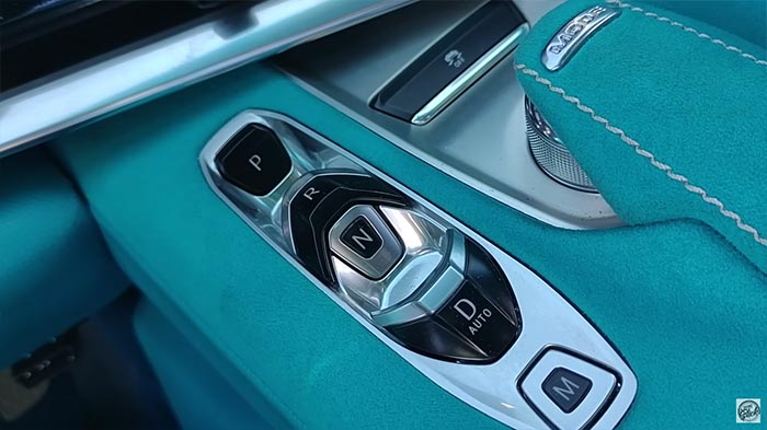 [VIDEO] Custom IROC-Z06 Camaro is Rocking a Full Maui Blue C8 Corvette Interior