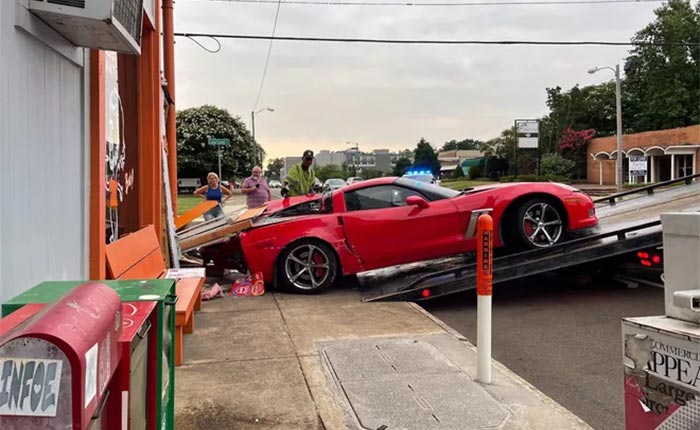 [ACCIDENT] Three-Car Crash Sends a C6 Grand Sport into a Memphis Restaurant