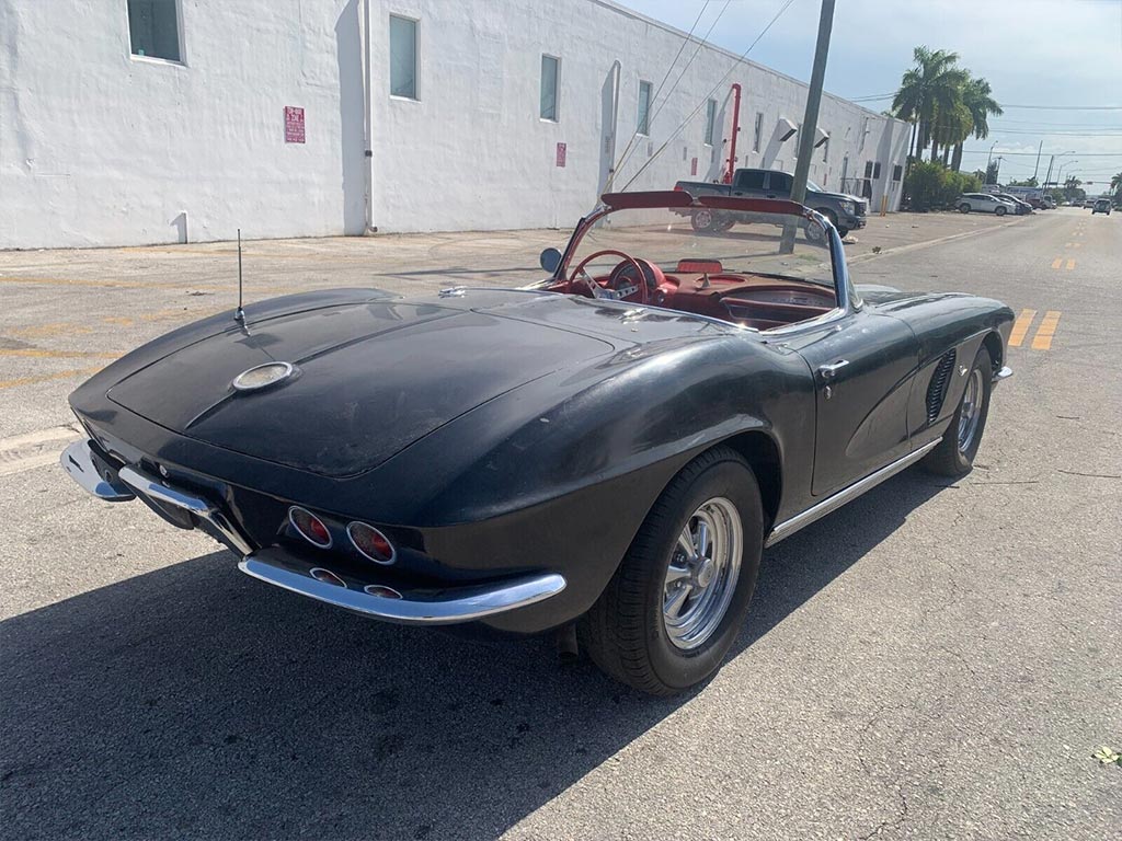 Corvettes for Sale: 1962 Corvette Barn Find on eBay at No Reserve