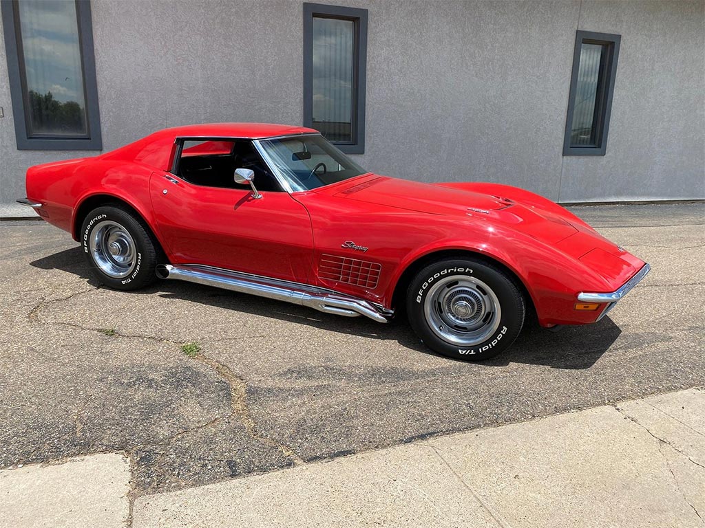 1972 CHEVROLET CORVETTE STINGRAY