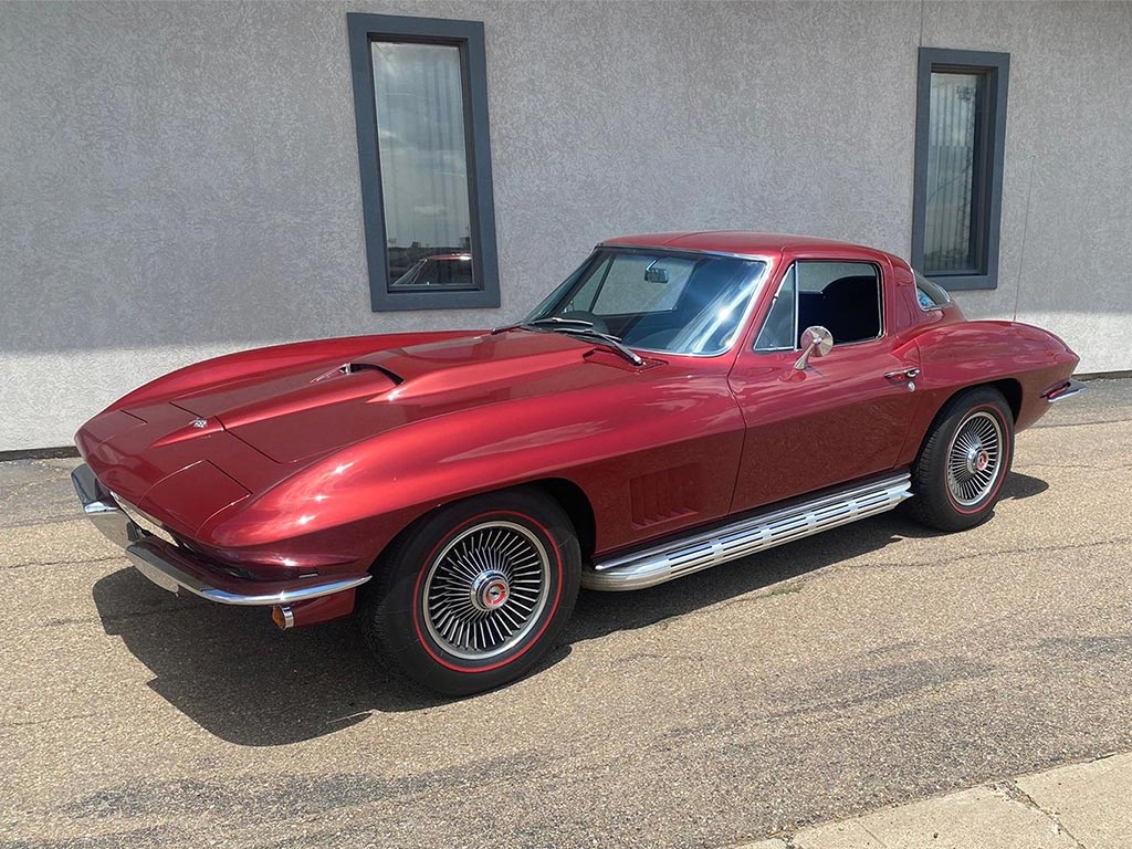 1967 CHEVROLET CORVETTE STING RAY