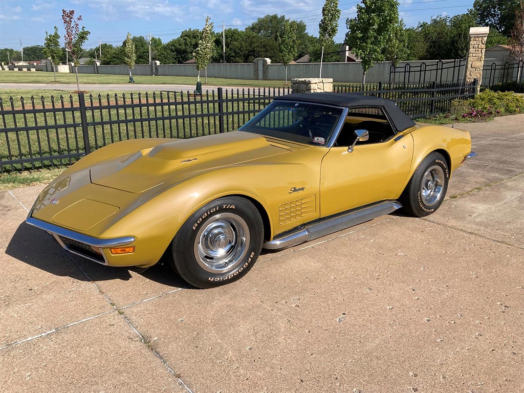 1972 CHEVROLET CORVETTE STINGRAY