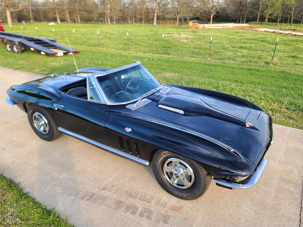 1966 CHEVROLET CORVETTE STING RAY