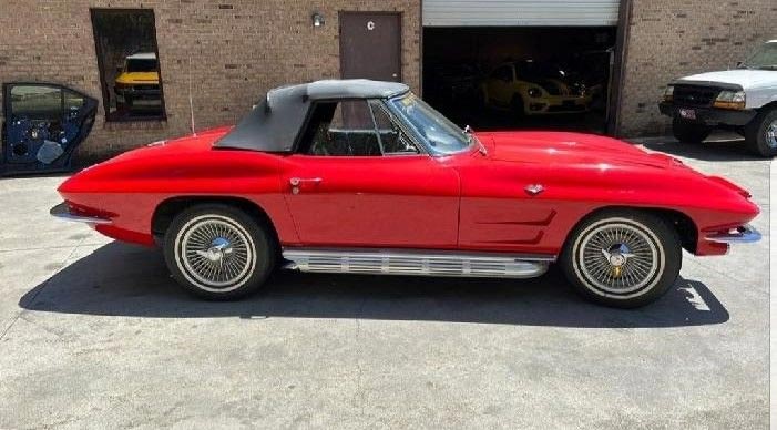 1964 CHEVROLET CORVETTE STING RAY