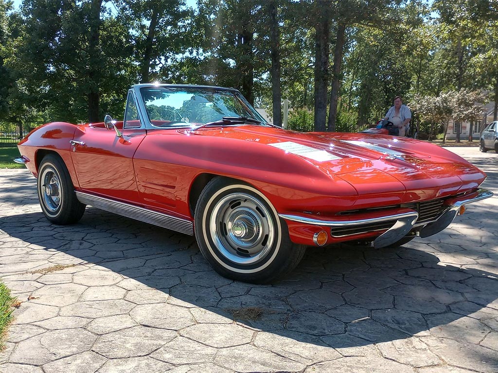 1963 CHEVROLET CORVETTE STING RAY