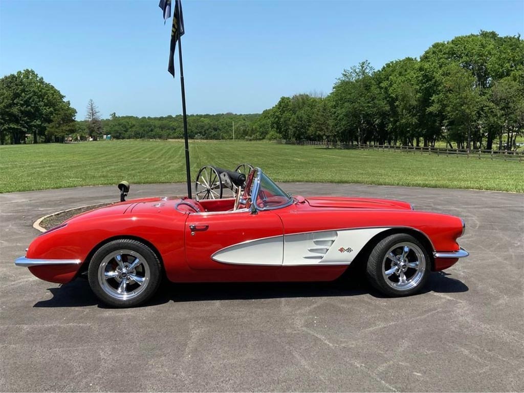 1959 CHEVROLET CORVETTE